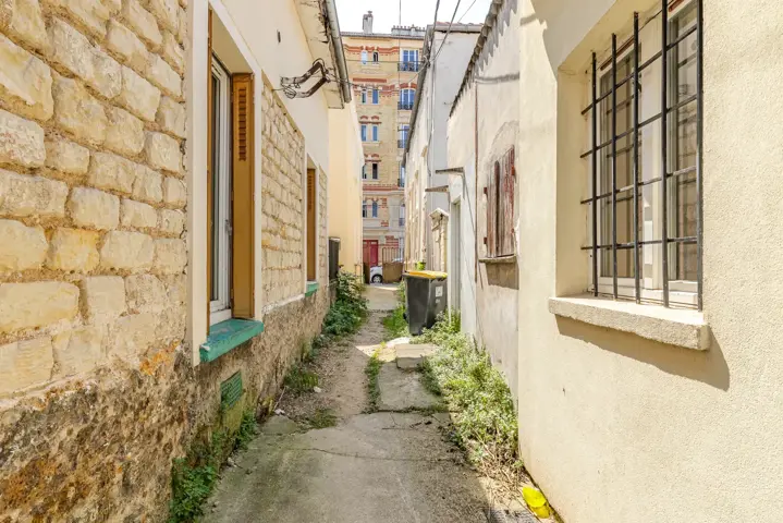ASNIERES SUR SEINE – MAISON 5 PIECES 61m² –