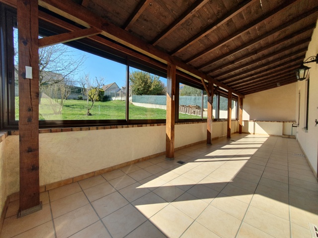 VILLEMANOCHE – MAISON 4 pièces de 115 m² sur terrain 598 m²