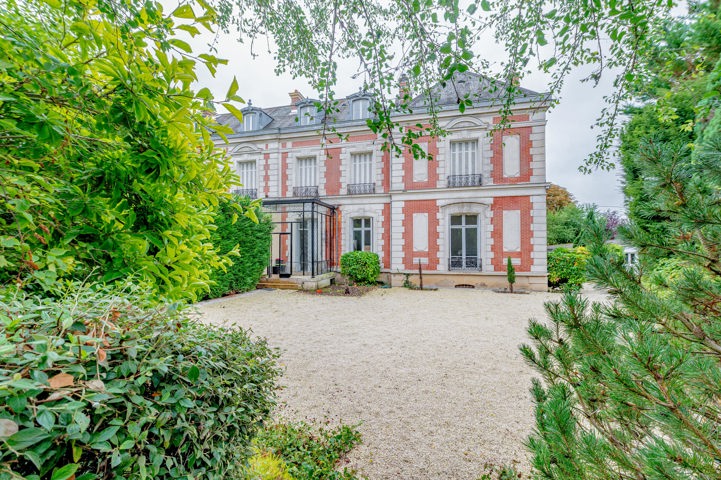 SOISY SUR SEINE- Maison/Appartement en duplex de 135m2