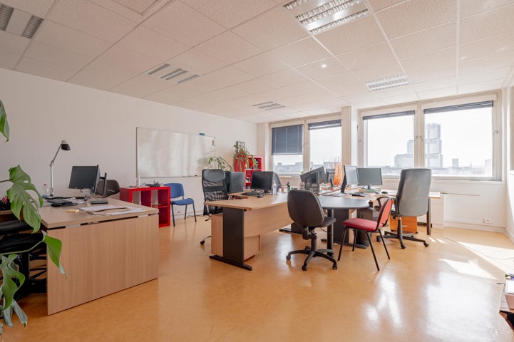 CLICHY (92110) – LOCATION / VENTE Bureaux de 266 m²