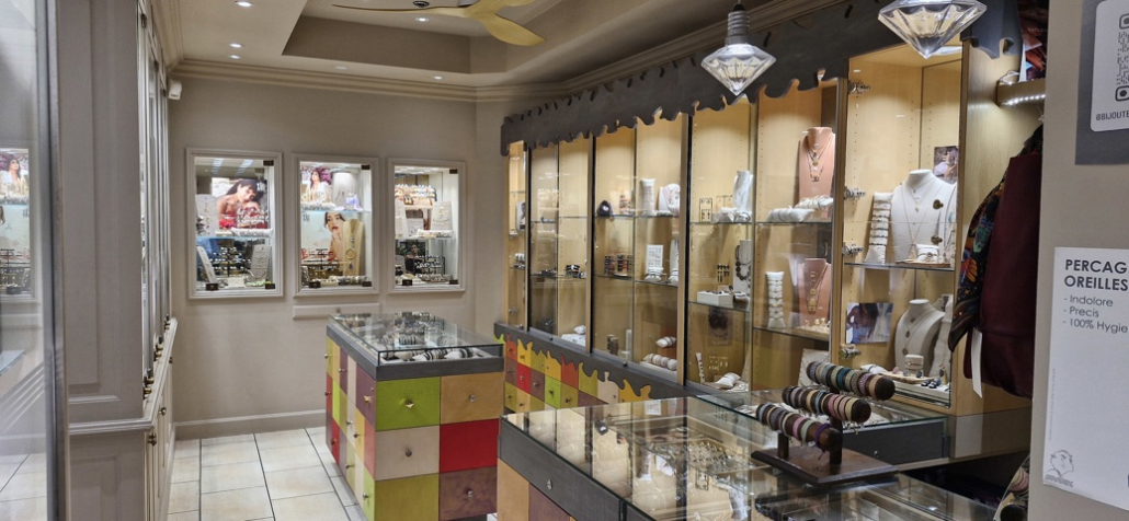 MARSEILLE 13 – Fonds de commerce : Boutique Bijouterie