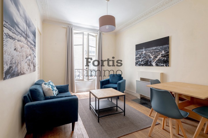 PARIS 15 (GRENELLE/BIR-HAKEIM) APPARTEMENT T2 40M2 + CAVE