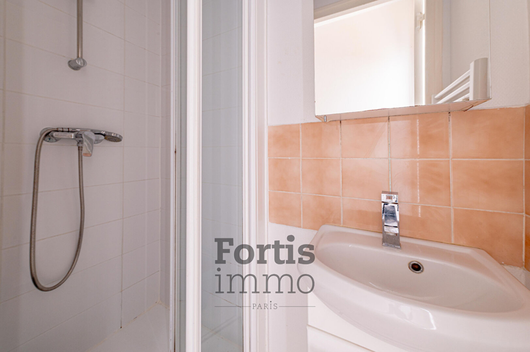 PARIS 18 – APPARTEMENT 2 PIECES 31.52 M²