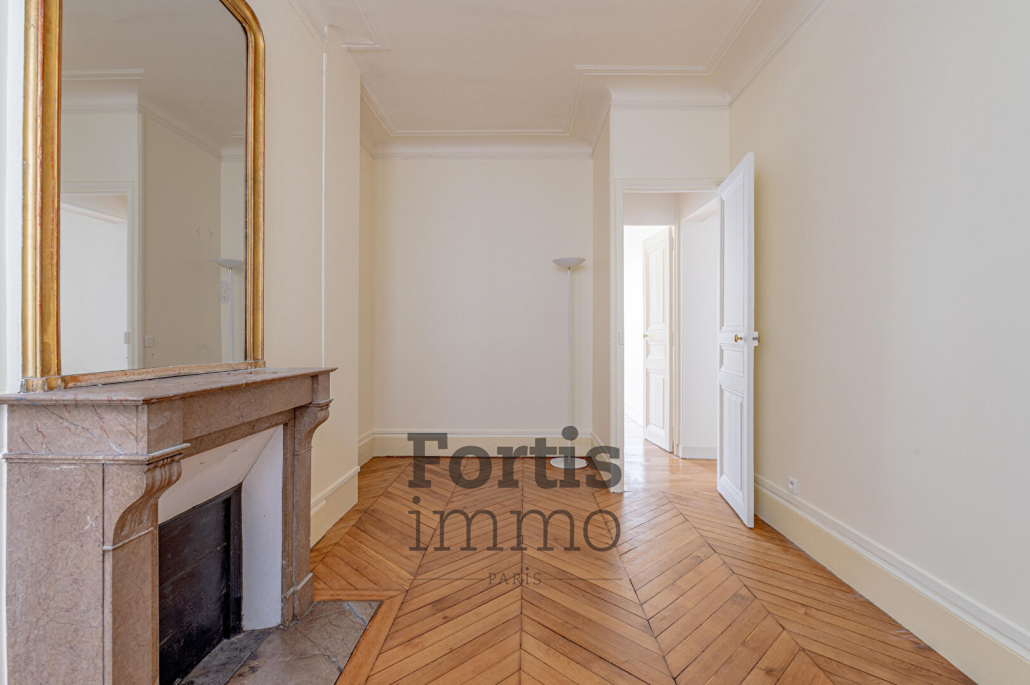 PARIS 2 – APPARTEMENT 3 PIECES 74.14 M²