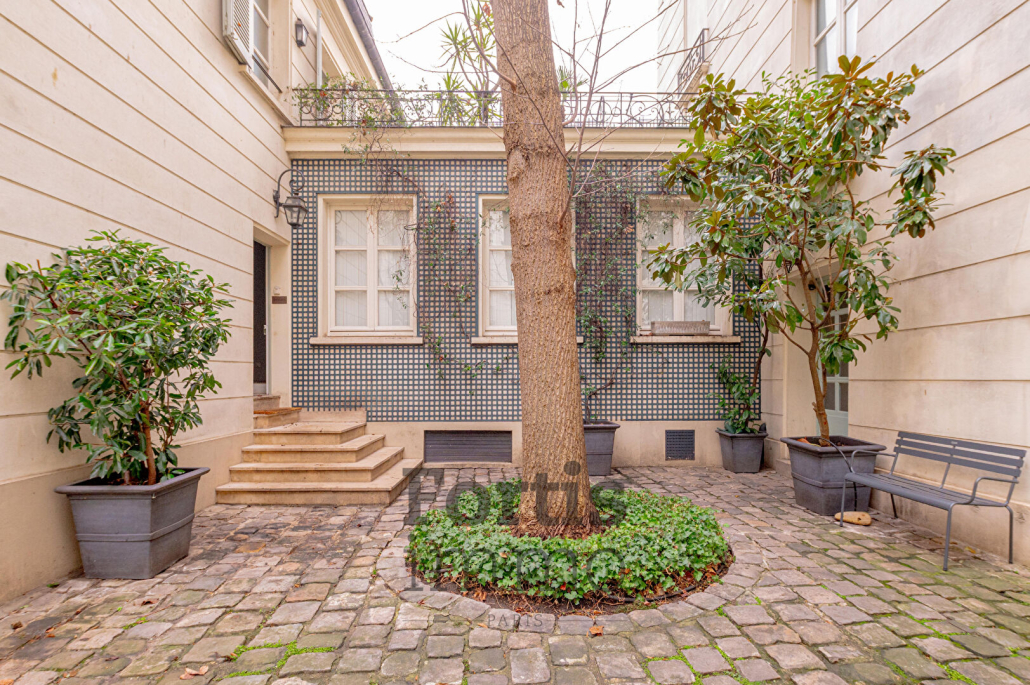 PARIS 3 – BUREAUX DE PRESTIGE – BOULEVARD BEAUMARCHAIS – 212 M²