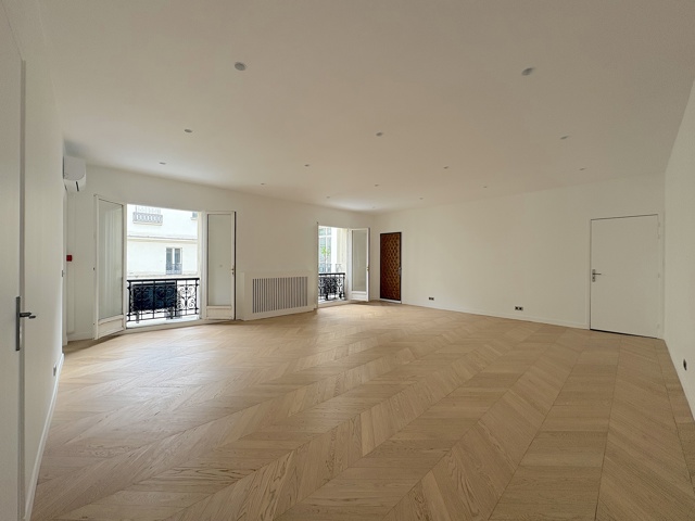 PARIS 8 – CHAMPS ELYSEES – APPARTEMENT, BUREAU, COMMERCE