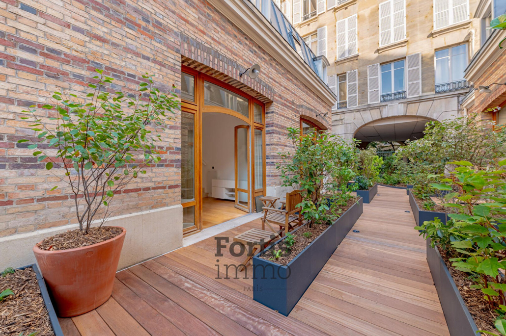 PARIS 8 – MAISON 3 PIECES 50.24 M²