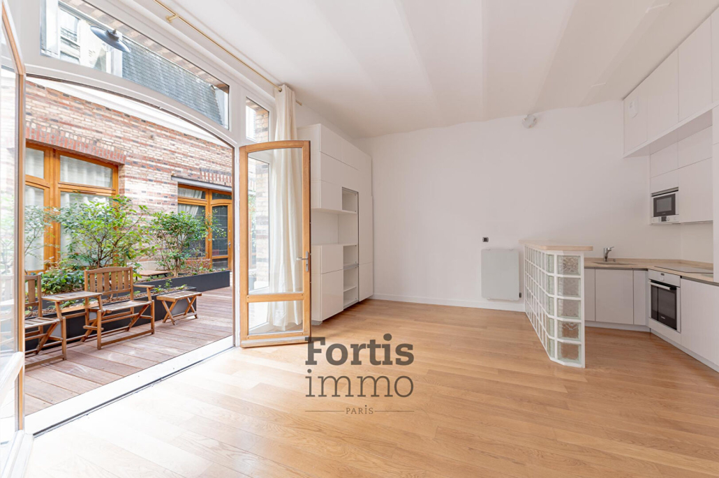 PARIS 8 – MAISON 3 PIECES 50.24 M²