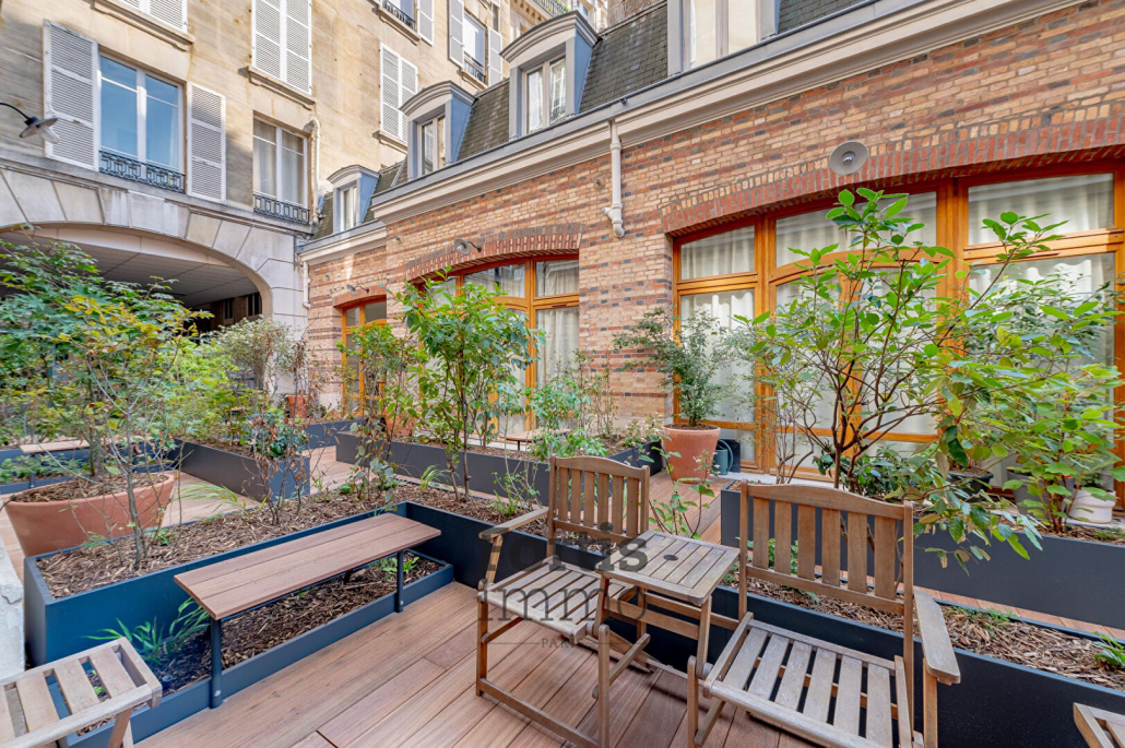 PARIS 8 – MAISON 3 PIECES 50.24 M²