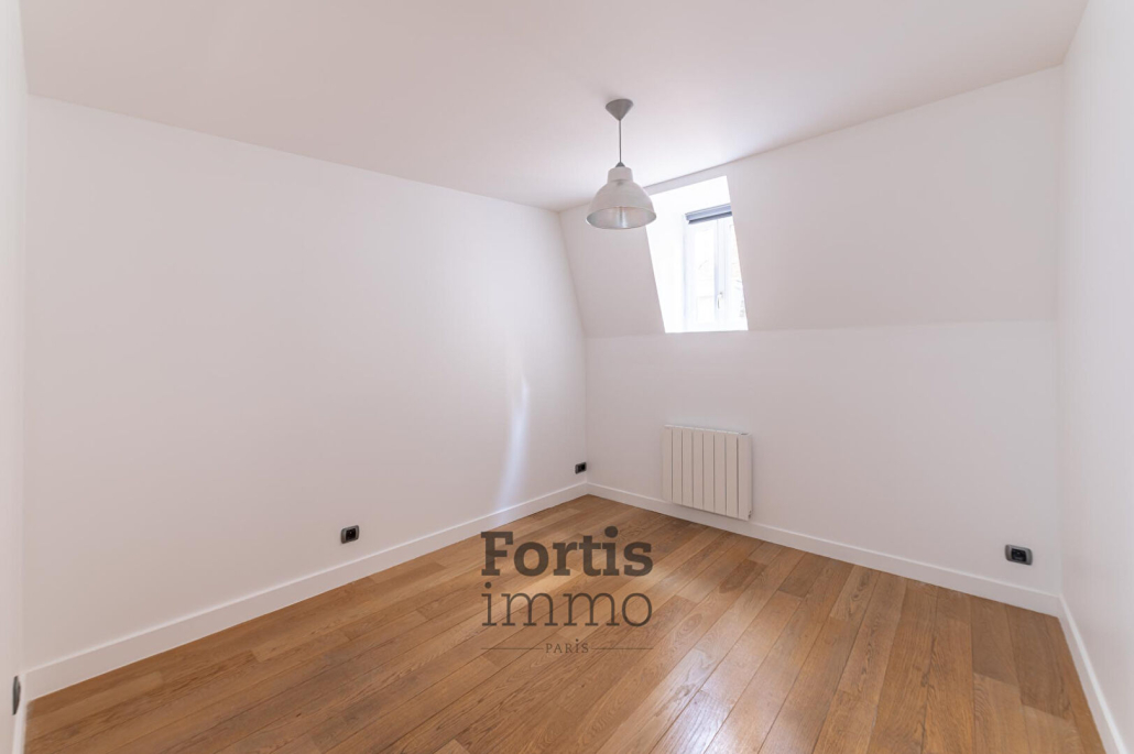 PARIS 8 – MAISON 3 PIECES 50.24 M²