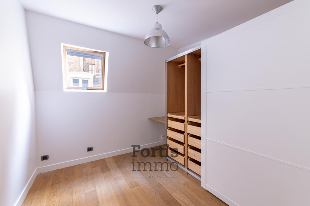 PARIS 8 – MAISON 3 PIECES 50.24 M²