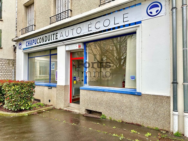 MELUN-LOCAL COMMERCIAL DE 53M2 (NON LOUÉ)
