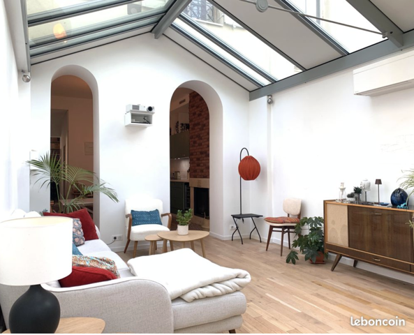 PANTIN – APPARTEMENT ESPRIT MAISON AVEC VERRIÈRE ET JARDIN