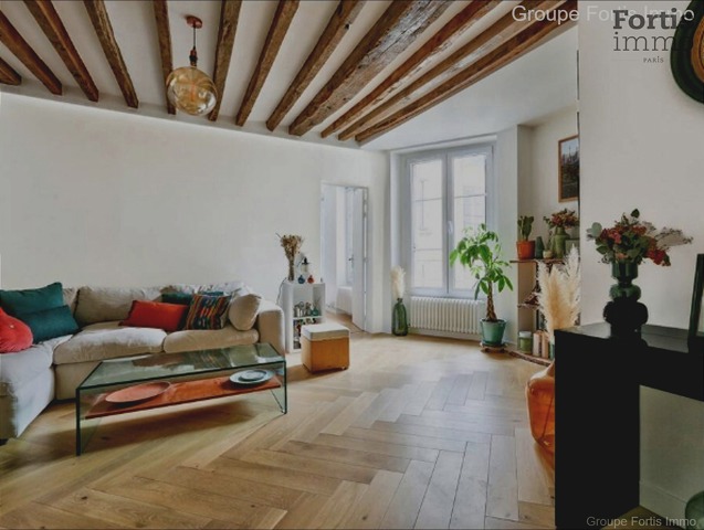 PARIS 75002 – MONTORGUEIL- APPARTEMENT 3 PIECES DE 71 M²