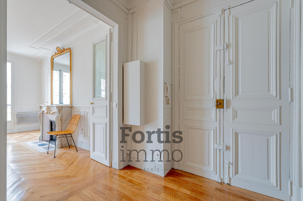 PARIS 2 – APPARTEMENT 3 PIECES 74.14 M²
