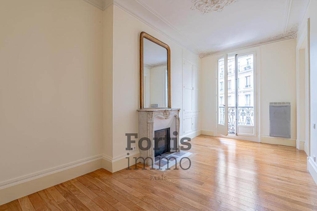 PARIS 2 – APPARTEMENT 3 PIECES 74.14 M²
