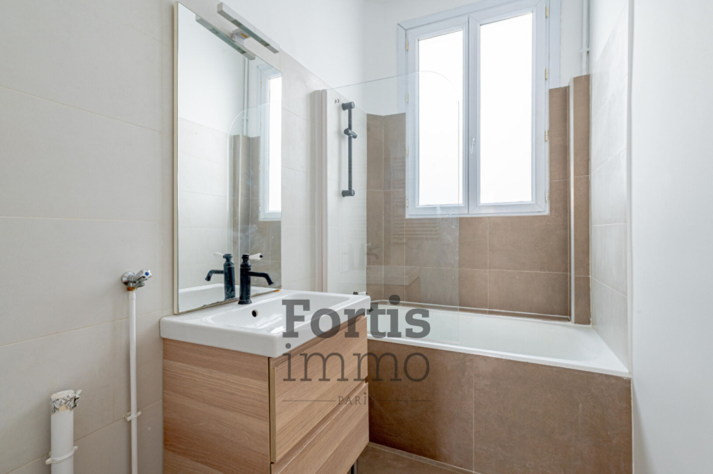 PARIS 2 – APPARTEMENT 3 PIECES 74.14 M²