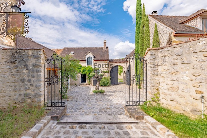 77 – DEMEURE BRIARDE D&rsquo;EXCEPTION – TERRAIN CLOS DE 2500M²