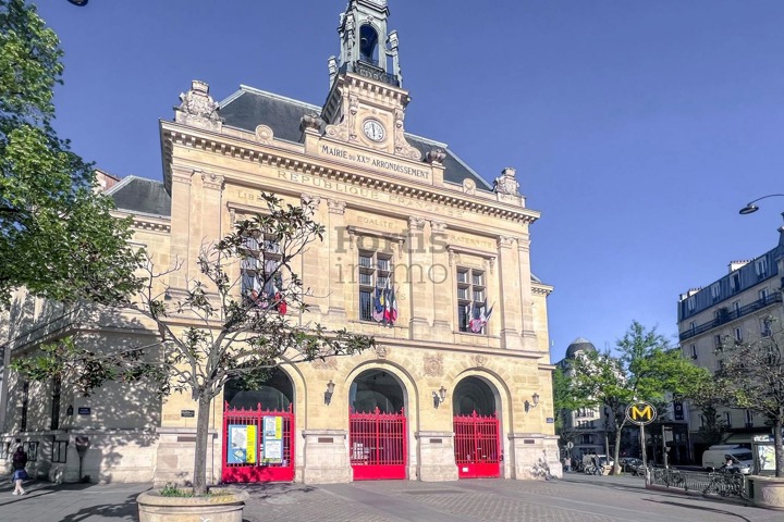 PARIS 20- DUPLEX CONTEMPORAIN AVEC LOGGIA