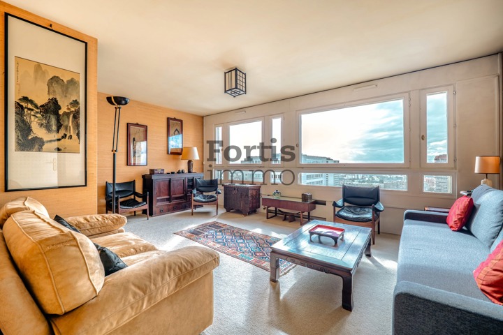 PARIS 13 – OLYMPIADES – STUDIO DE 37M2 AVEC VUE PANORAMIQUE