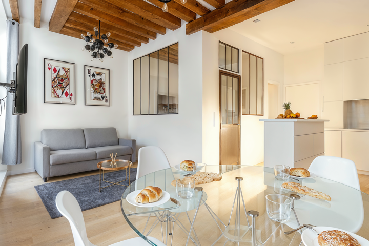 PARIS 1 – QUARTIER DES HALLES – 3 PIÈCES RÉNOVÉ AVEC CHARME