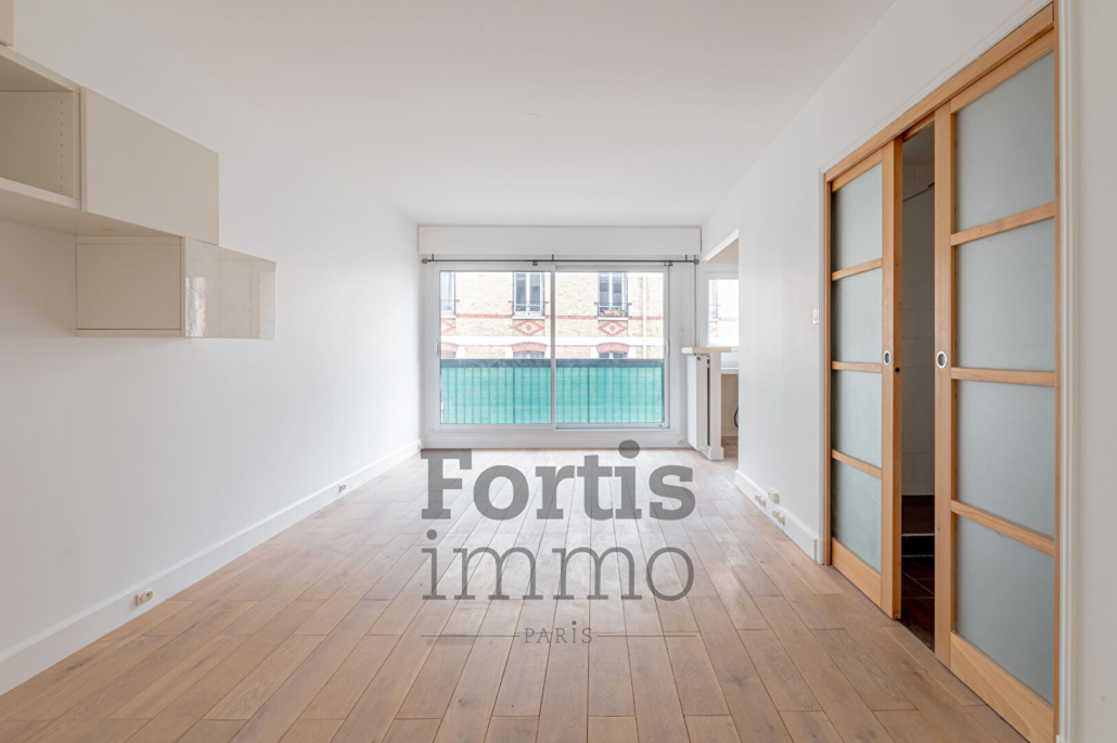 Studio 30.63 m² – métro Marcel Sembat
