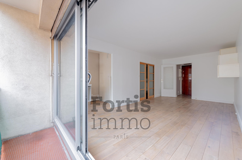 Studio 30.63 m² – métro Marcel Sembat