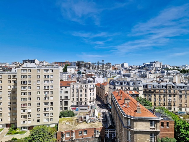 PARIS 19 – BUTTES-CHAUMONT – 3 PIECES LUMINEUX, VUE DEGAGEE