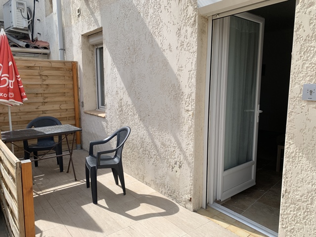 EYRAGUES – CENTRE VILLE – 2 PIECES 40M² – TERRASSE – PARKING