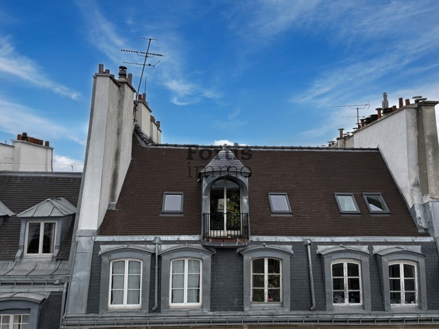 PARIS 6 – CHARMANT 2 PIÈCES, DERNIER ETAGE, DPE D