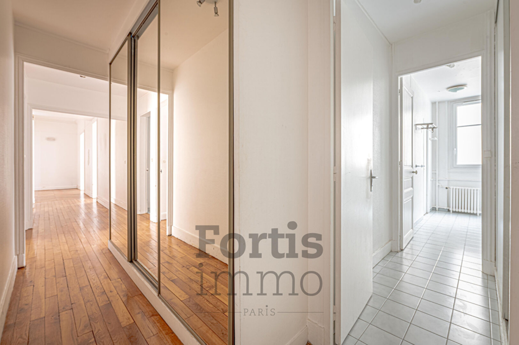 Paris 7 –  Boulevard des Invalides ? Élégant appartement familial de 154,67 m²