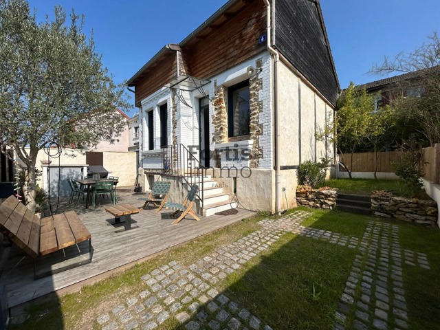 CHAMPIGNY – SUR – MARNE – MAISON DE VILLE JARDIN TERRASSE