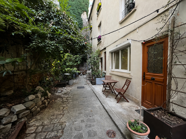 PARIS 10 – RUE CHAUDRON – T2 BIEN AGENCÉ AVEC EXTÉRIEUR
