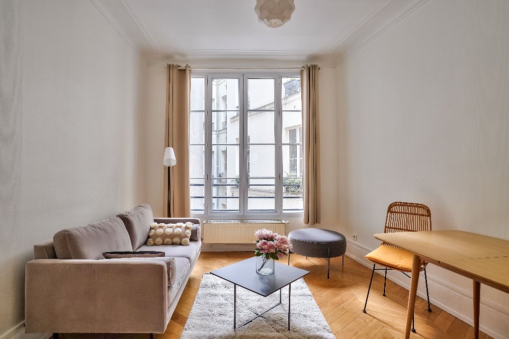 Appartement Paris 2 pièce(s) 37.80 m2