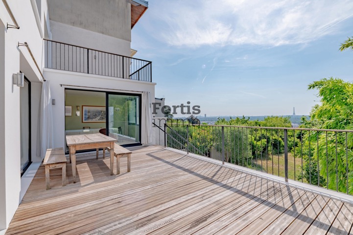 SURESNES – PROPRIETE CONTEMPORAINE D&rsquo;EXCEPTION VUE SUR PARIS