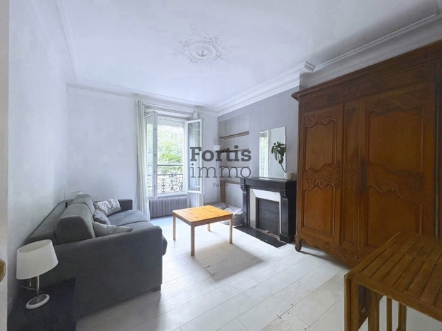 PARIS 14 – CHARMANT DEUX PIECES DE 44m², PLAN EN ETOILE